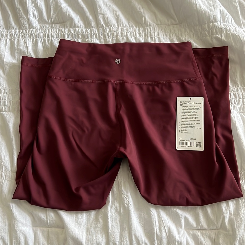 Lululemon Wunder Train HR crop 23” size 12